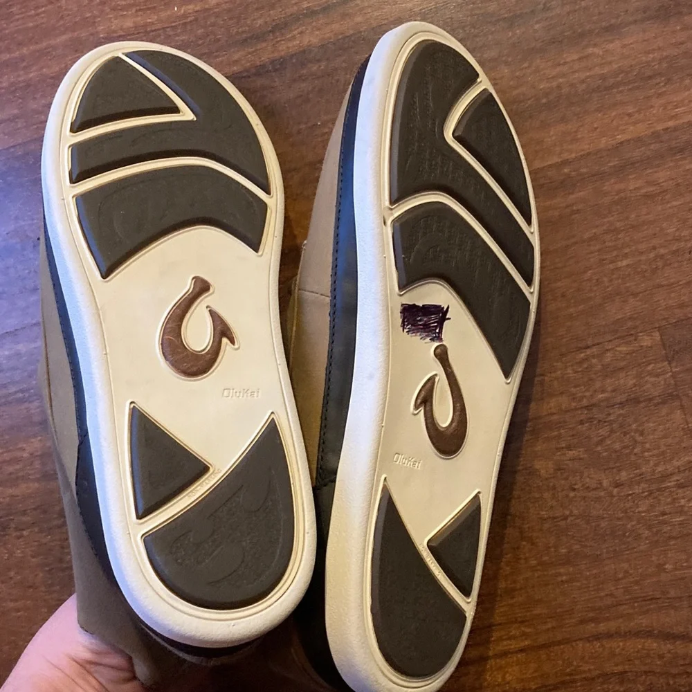 Olukai Men's Brown Casual Shoes Sz 11.5